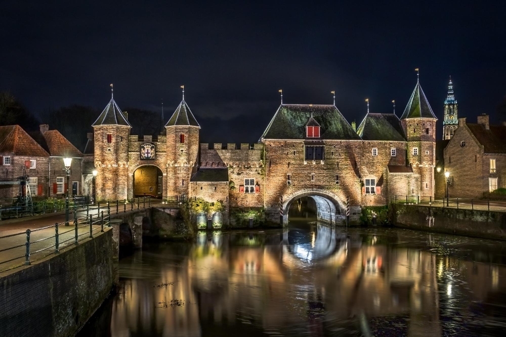 Full lips with lip fillers in Amersfoort